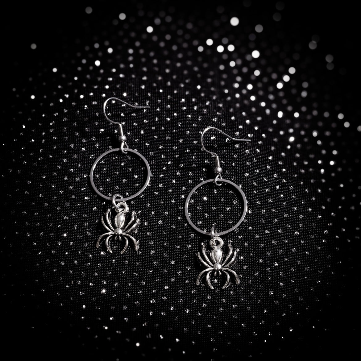 SPIDER O-RING EARRINGS